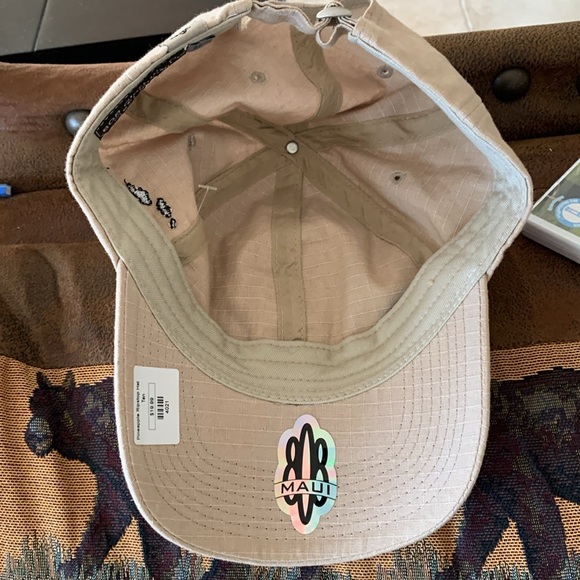 808 Clothing Company Maui Hawaii Island Hat Cap Pineapple Logo NWT - Picture 3 of 4